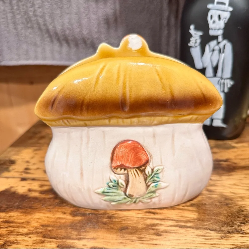 Vtg 1970s Sears Merry Mushrooms Napkin Holder